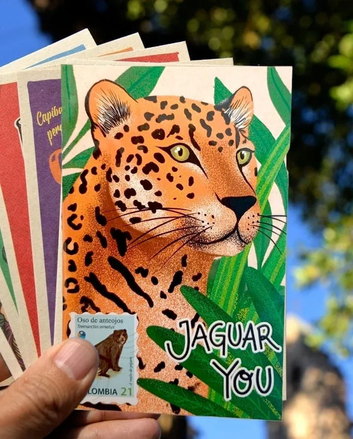 Postales + estampilla