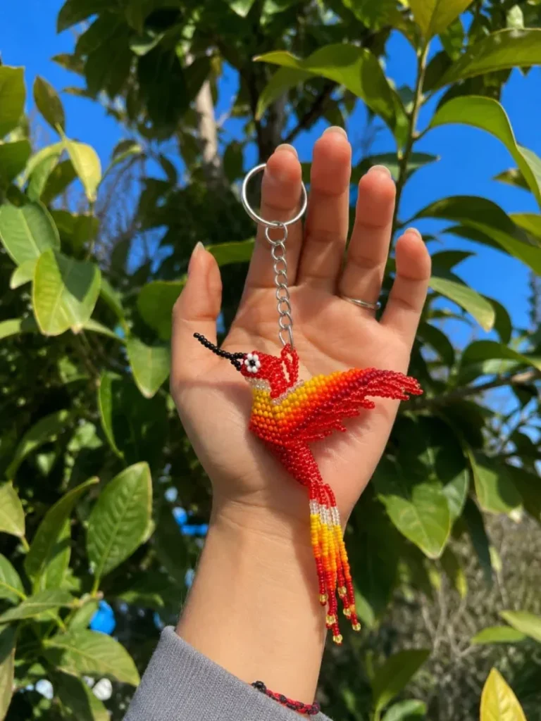 Llaveros colibrí y Guacamaya en Chaquiras - Image 6