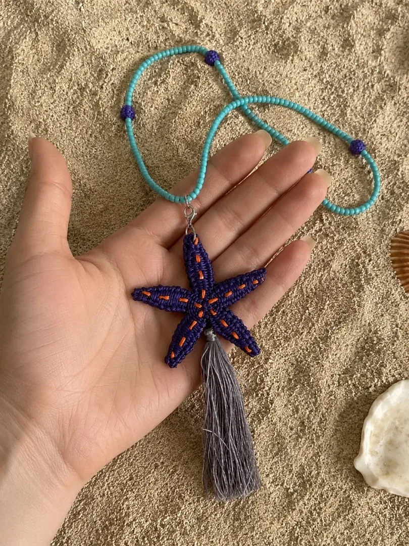 Collares en Fibra Natural